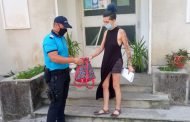 Jandarmii i-au găsit tinerei rucsacul furat