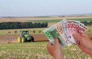 Fermierii români primesc aproape 1 miliard de euro