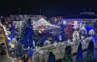 Seară cu spectacol de folclor la Târgul de Crăciun de la Mioveni