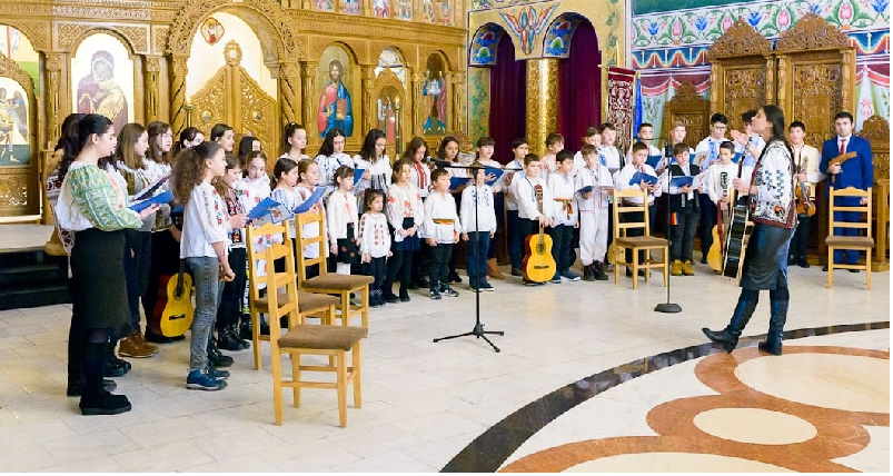 Cântece, recital la nai și colaj liric, de ziua lui Eminescu, la Catedrala Sf Petru și Pavel
