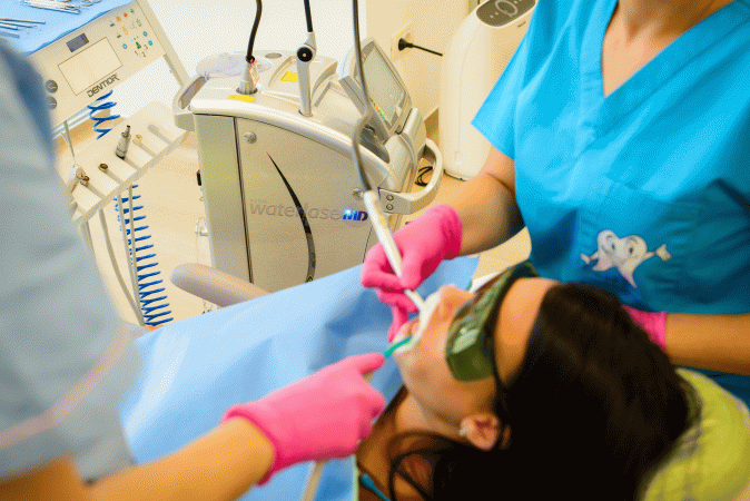 Clinica de medicină dentară DR TEO – Zâmbim oricând împreună