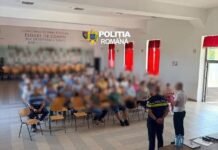 Activitate informativ preventivă a polițitilor din Argeș privind siguranța online